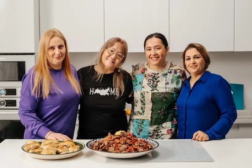 Шашлык в кастрюле из Афганистана и салат табуле из Сирии: рецепты от беженцев Шашлык в кастрюле из Афганистана и салат табуле из Сирии: рецепты от беженцев