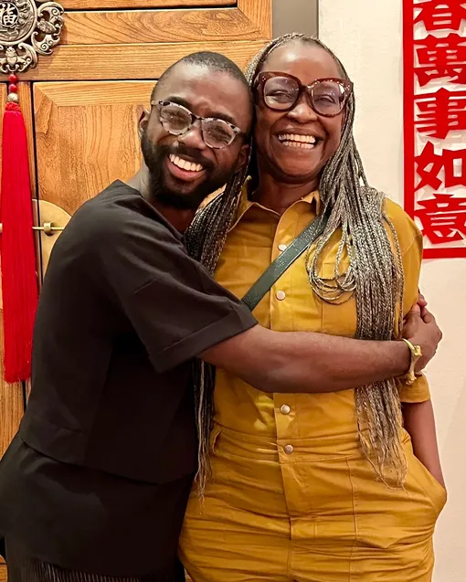 Джозеф Авуа-Дарко (слева)