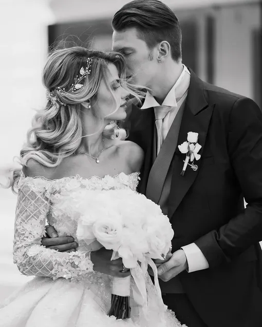 Свадебное фото Никиты Преснякова и Алёны Красновой Свадебное фото Никиты Преснякова и Алёны Красновой