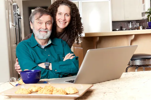 Как социализировать пожилых родителей, чтобы они не «делали вам нервы»?