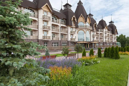 Музыкальный фестиваль на природе для всей семьи Музыкальный фестиваль на природе для всей семьи