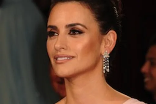 Пенелопа Крус названа самой сексуальной женщиной на земле Пенелопа Крус названа самой сексуальной женщиной на земле