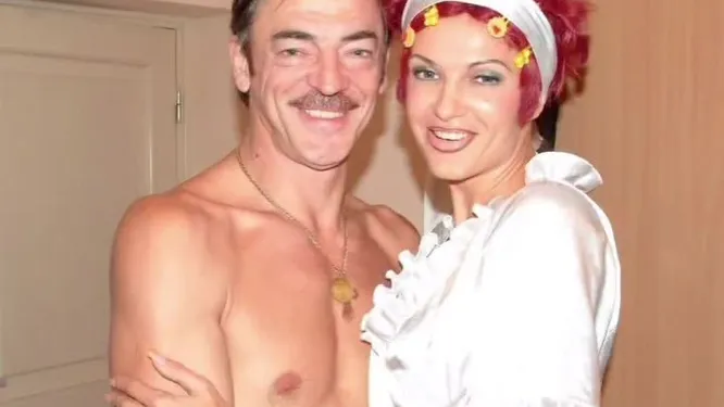 Нажми и смотри