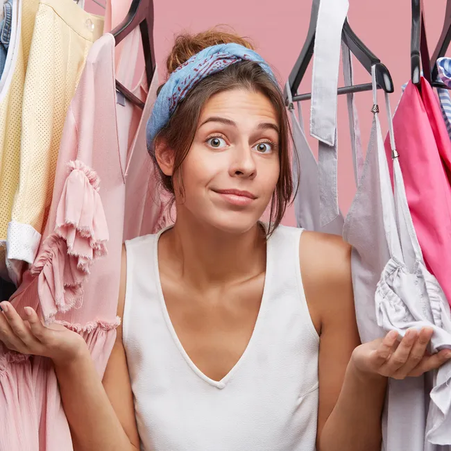 Что делать, если у вас слишком много вещей: 5 лайфхаков для разгрузки гардероба