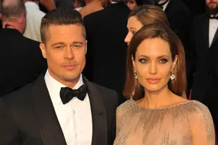 Анджелина Джоли раскрыла новые детали развода и обвинила Брэда Питта в давлении через суд Анджелина Джоли раскрыла новые детали развода и обвинила Брэда Питта в давлении через суд