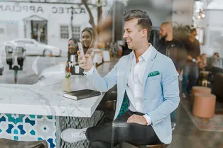 Лайфхак: как спрятать иконку Tinder от ревнивого партнера Лайфхак: как спрятать иконку Tinder от ревнивого партнера