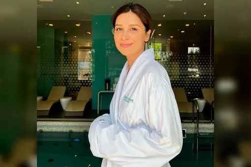 Равшана Куркова без макияжа