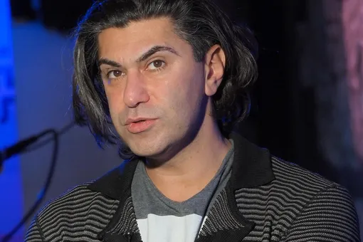 «Вот это ноги!» Николай Цискаридзе восхитил поклонников архивным фото из Венеции «Вот это ноги!» Николай Цискаридзе восхитил поклонников архивным фото из Венеции