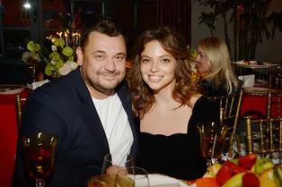 «Держу крепко, костяшки немеют»: Сергей Жуков о том, как жена рисковала жизнью