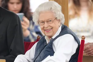 Залог бодрости на весь день: секретный режим сна и полезные привычки Елизаветы II, которые стоит перенять каждому