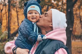 «Это моя железная дорога»: Влад Топалов играет в игрушки годовалого сына «Это моя железная дорога»: Влад Топалов играет в игрушки годовалого сына