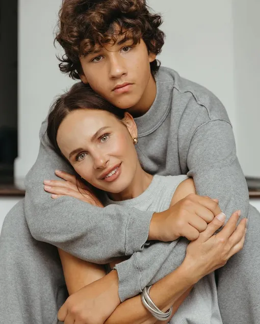 Саша Зверева с сыном Макаром Саша Зверева с сыном Макаром