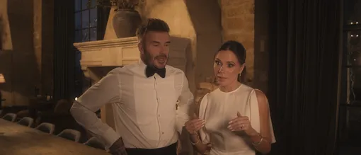 Виктория и Дэвид Бекхэм в её сериале Виктория и Дэвид Бекхэм в её сериале