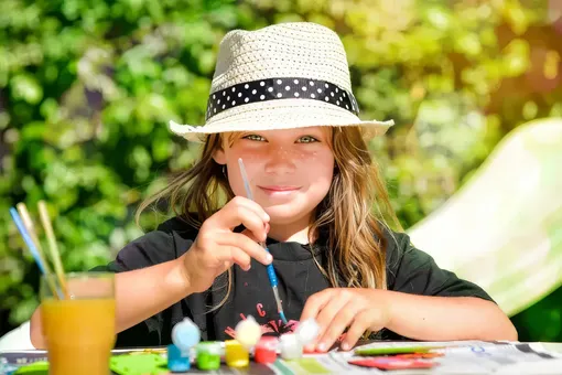 3 творческих игры для детей на даче. Что интересно делать с малышами на свежем воздухе 3 творческих игры для детей на даче. Что интересно делать с малышами на свежем воздухе