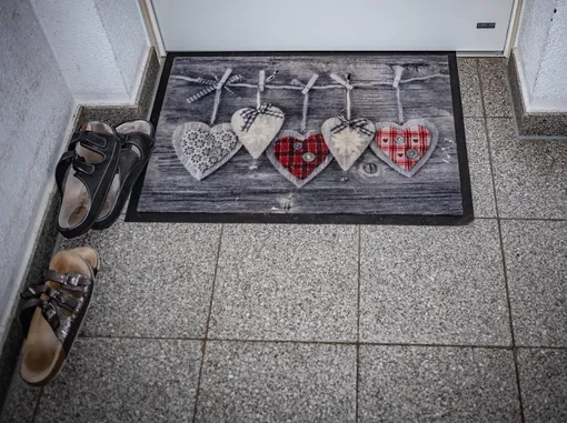 5 мест, в которых никогда нельзя оставлять запасной ключ от дома или дачи, и 7 безопасных альтернатив