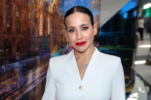 «На Аршавина похожи, только красивые»: Юлия Барановская с сыновьями гуляет по Мадагаскару «На Аршавина похожи, только красивые»: Юлия Барановская с сыновьями гуляет по Мадагаскару