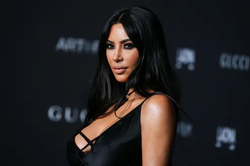 Ким Кардашьян рассказала, почему у неё нет носогубных морщин Ким Кардашьян рассказала, почему у неё нет носогубных морщин