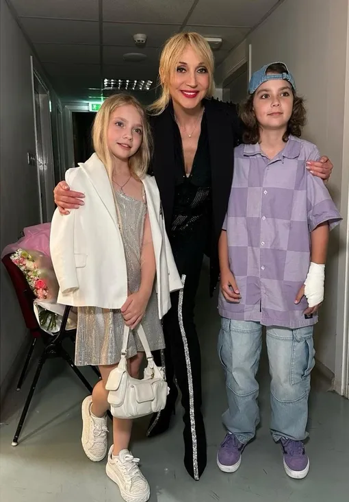 Лиза и Гарри Галкины со старшей сестрой Кристиной Орбакайте