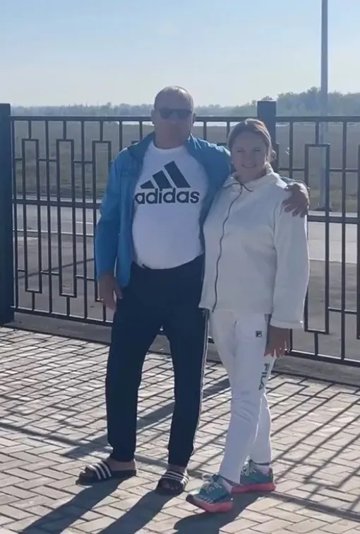 Брат Ларисы Гузеевой Виталий Макурин с женой Брат Ларисы Гузеевой Виталий Макурин с женой