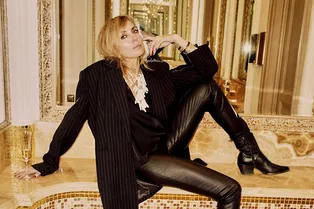 «Программа о любви и радости»: Светлана Бондарчук запустила авторское шоу