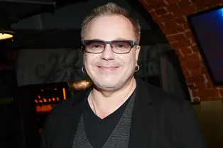 «Чуть кондратий не хватил»: Владимир Пресняков напугал подписчиков маской