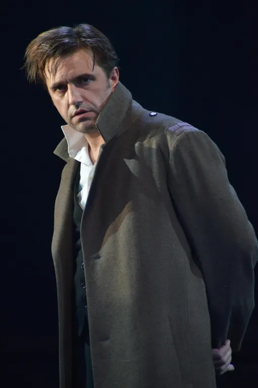 Владимир Вдовиченков сыграл в «Онегине» рассказчика