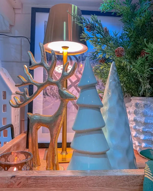 Фигурки оленей помогут украсить кухню к новому году 2026 Фигурки оленей помогут украсить кухню к новому году 2026