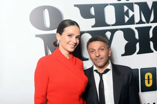 Леонид Барац и Анна Моисеева в 2018 году на премьере фильма «О чем говорят мужчины. Продолжение» Леонид Барац и Анна Моисеева в 2018 году на премьере фильма «О чем говорят мужчины. Продолжение»