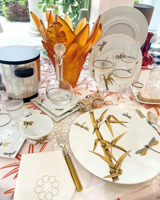 Если хотите встретить любовь в 2026 году, то добавьте в интерьер дома декор оранжевого цвета. Этот цвет любит символ года Красная Огненная Лошадь, он символизирует эмоциональную теплоту и готовность к переменам. Если хотите встретить любовь в 2026 году, то добавьте в интерьер дома декор оранжевого цвета. Этот цвет любит символ года Красная Огненная Лошадь, он символизирует эмоциональную теплоту и готовность к переменам.