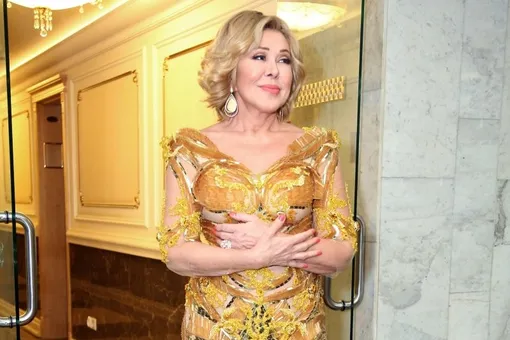 Любовь Успенская рассказала, почему побрила дочь налысо и не зацикливается на муже Любовь Успенская рассказала, почему побрила дочь налысо и не зацикливается на муже