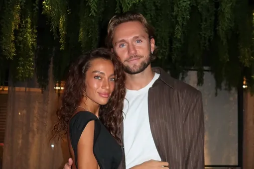 Фото могил и угрозы убийством: семью Соколовских уже четыре года преследуют фанатки