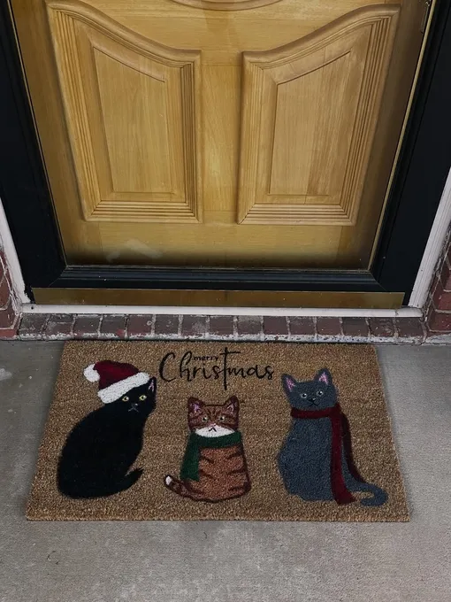 как украсить входную дверь к новому году