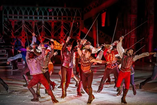 Ледовый спектакль «Шутовская свадьба» стартует 13 декабря Ледовый спектакль «Шутовская свадьба» стартует 13 декабря