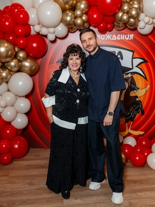 Сергей Лазарев с мамой Валентиной Владимировной