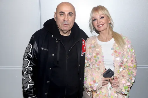 «Так похож на вас»: Иосиф Пригожин выложил редкое фото с внуком от старшей дочери «Так похож на вас»: Иосиф Пригожин выложил редкое фото с внуком от старшей дочери