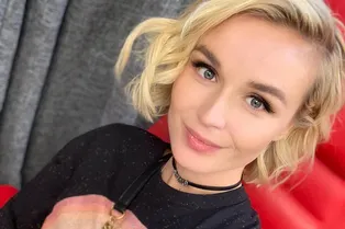 «Маленькая помощница большого папы»: в Сети обсуждают видео подросшей дочери Полины Гагариной