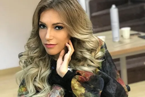 «Ее даже не слышно»: зрители раскритиковали вторую репетицию Юлии Самойловой перед «Евровидением» «Ее даже не слышно»: зрители раскритиковали вторую репетицию Юлии Самойловой перед «Евровидением»