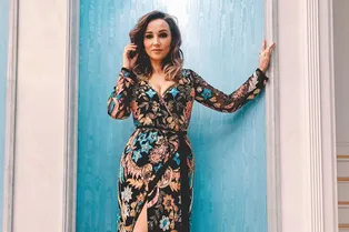 «Вдохновлять вас и пробуждать в вас эмоции»: Анфиса Чехова выпускает сборник стихотворений