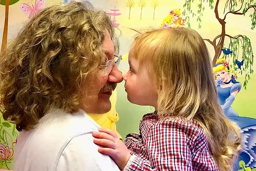 «Папина дочка и дочкин папа»: Игорь Николаев рассказал о боевом характере своей дочери «Папина дочка и дочкин папа»: Игорь Николаев рассказал о боевом характере своей дочери