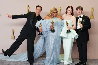 Хохотушка Эмма Стоун или невозмутимый Киллиан Мёрфи: кем бы вы были на церемонии вручения премии «Оскар»? Тест