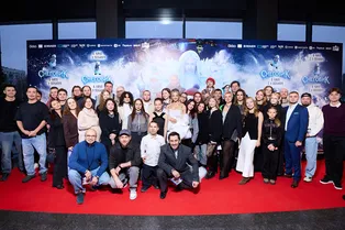 Дмитрий Чеботарёв, Полина Максимова, Карина Разумовская и Екатерина Темнова и другие на премьере новогоднего фильма