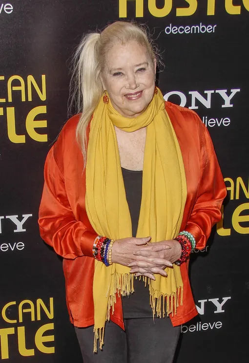 Салли Кёркленд Салли Кёркленд