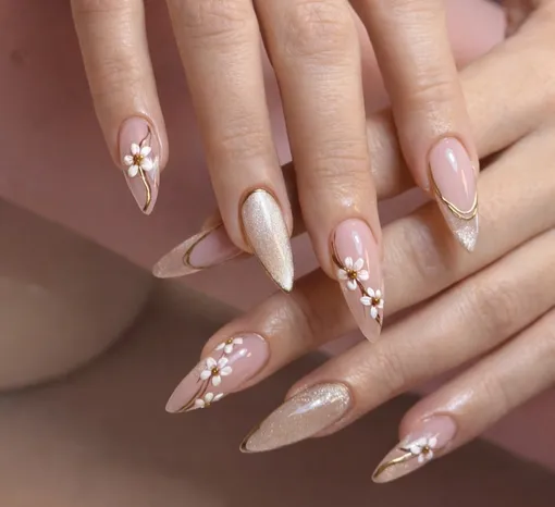 Денежный маникюр на май 2026