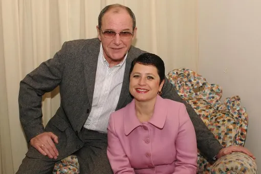 «Пока папа работает, мы наслаждаемся природой»: жена Эммануила Виторгана выложила трогательное фото с дочерьми