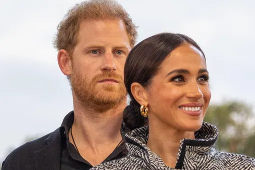 «Сюрприз от мужа»: Меган Маркл сняла 4-летнюю Лилибет, показывая подарок от принца Гарри «Сюрприз от мужа»: Меган Маркл сняла 4-летнюю Лилибет, показывая подарок от принца Гарри