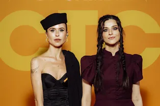 «Папины дочки» снова вместе: Карпович, Арзамасова и Сиваева собрались спустя годы «Папины дочки» снова вместе: Карпович, Арзамасова и Сиваева собрались спустя годы