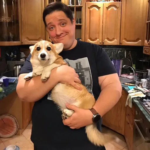 Роман Попов