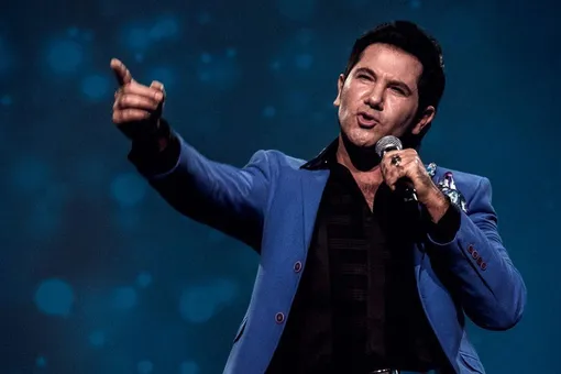 Авраам Руссо впервые показал свой роскошный особняк Авраам Руссо впервые показал свой роскошный особняк