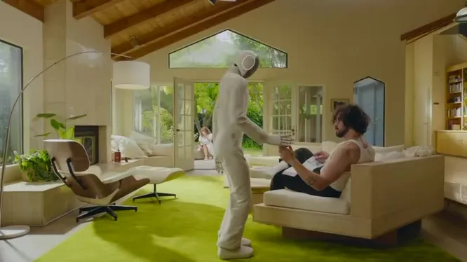 Нажми и смотри