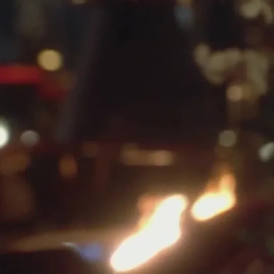 Нажми и смотри